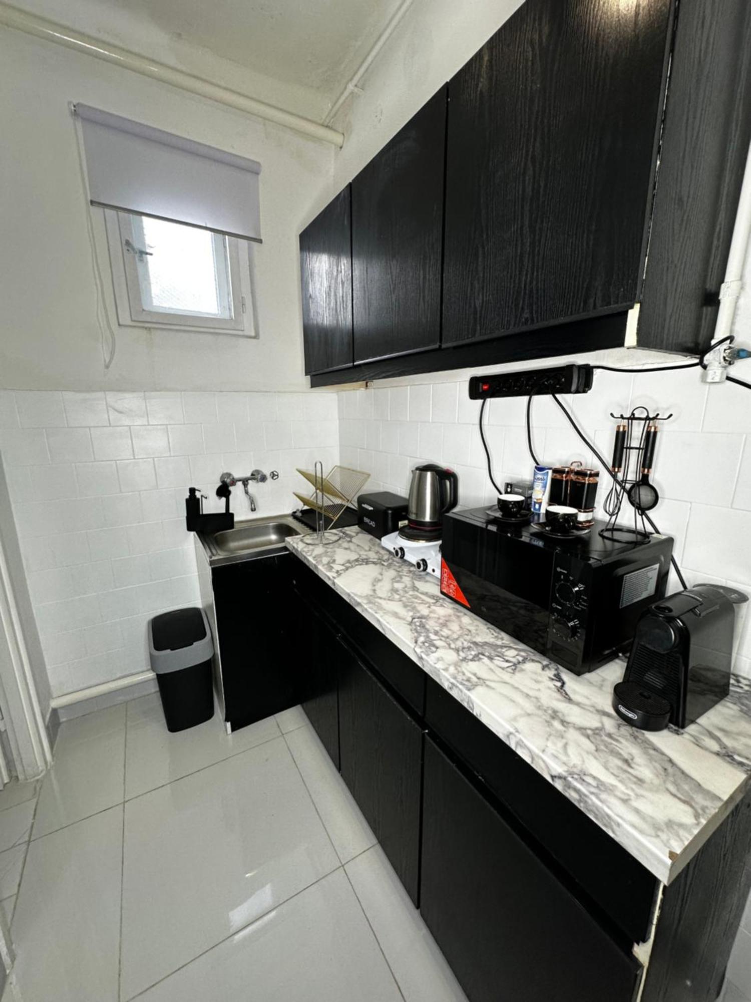 Airport17 B&B Vecses Luaran gambar